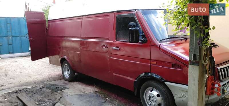 Грузовой фургон Iveco Daily 1995 в Харькове
