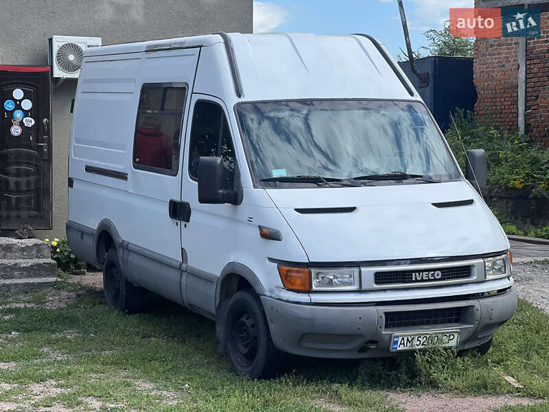Грузопассажирский фургон Iveco Daily 2000 в 