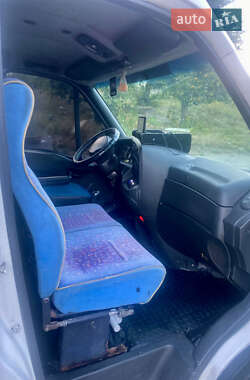 Вантажний фургон Iveco Daily 2001 в 
