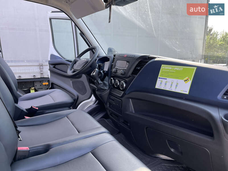 Грузовой фургон Iveco Daily 2018 в Луцке