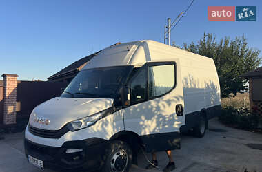 Грузовой фургон Iveco Daily 2019 в 