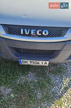 Грузовой фургон Iveco Daily 2012 в 