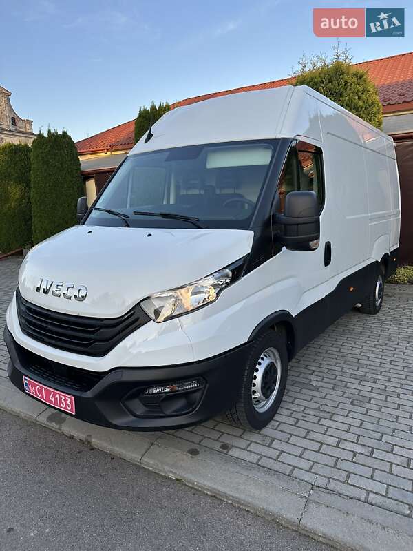 Грузовой фургон Iveco Daily 2023 в Рава-Русской
