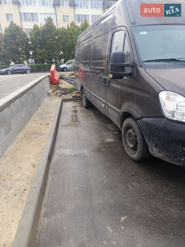 Вантажний фургон Iveco Daily 2007 в Києві фото 2 Вантажний фургон Iveco Daily 2007 в Києві