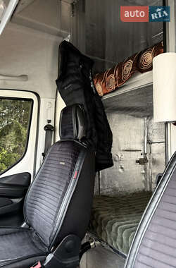 Грузовой фургон Iveco Daily 2016 в 