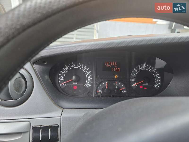 Вантажний фургон Iveco Daily 2007 в Києві фото 7 Вантажний фургон Iveco Daily 2007 в Києві