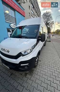 Вантажопасажирський фургон Iveco Daily 2018 в 