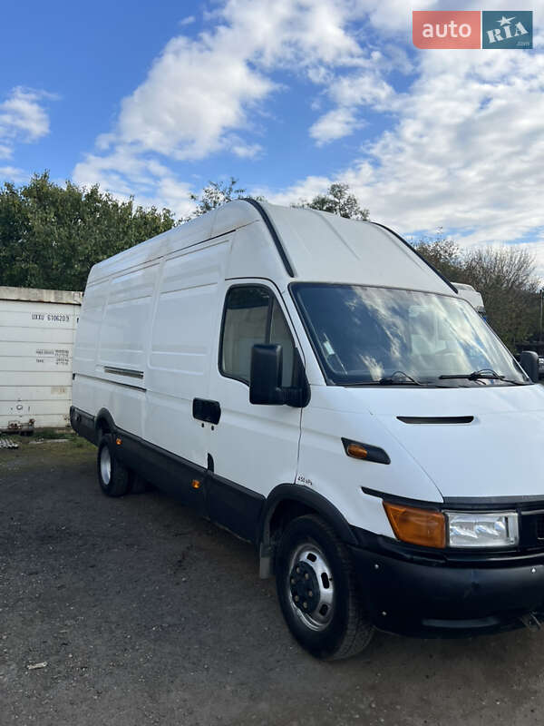 Вантажний фургон Iveco Daily 2002 в Чернівцях фото 2 Вантажний фургон Iveco Daily 2002 в Чернівцях