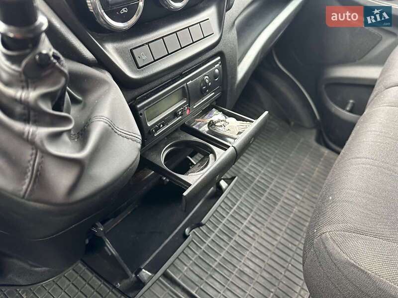 Тентованый Iveco Daily 2014 в Луцке фото 29 Тентованый Iveco Daily 2014 в Луцке