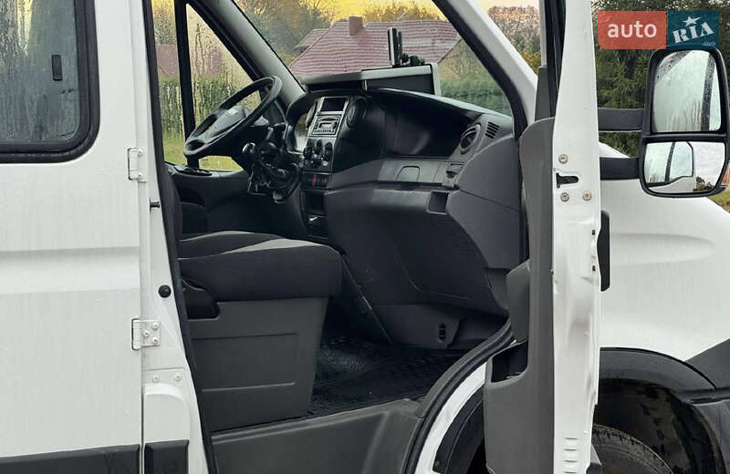 Вантажний фургон Iveco Daily 2014 в Рівному фото 12 Вантажний фургон Iveco Daily 2014 в Рівному