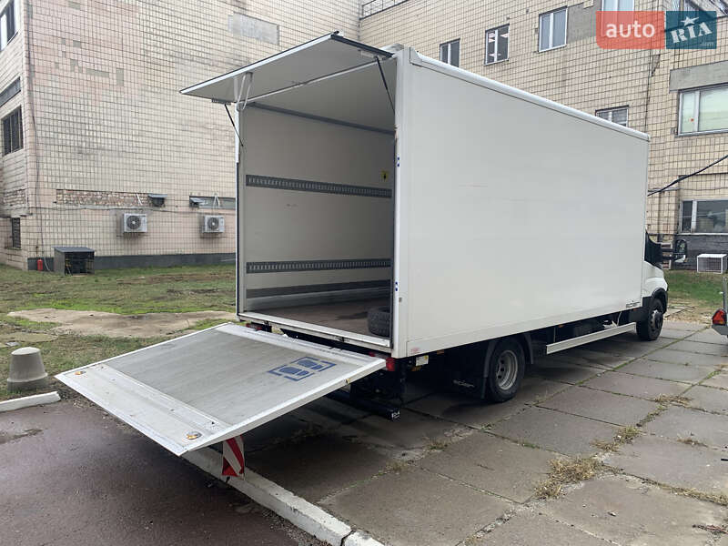 Грузовой фургон Iveco Daily 2017 в Киеве