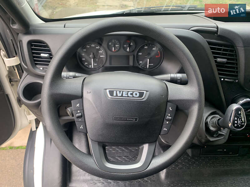 Грузовой фургон Iveco Daily 2017 в Киеве
