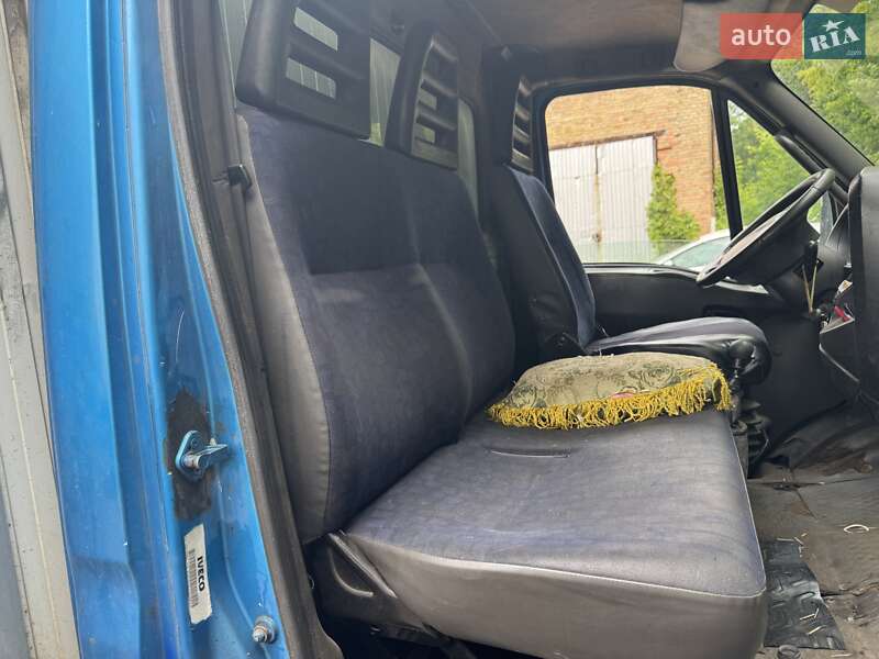 Вантажний фургон Iveco Daily 2003 в Києві