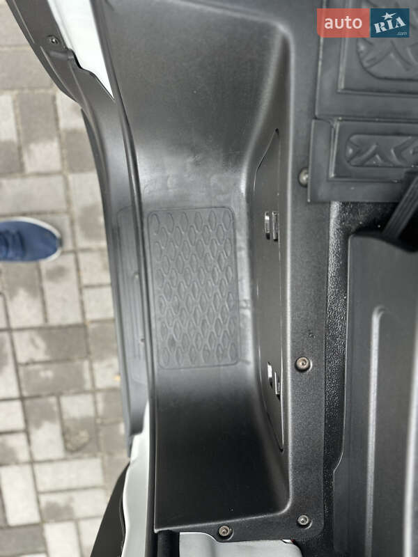 Эвакуатор Iveco Daily 2019 в Запорожье