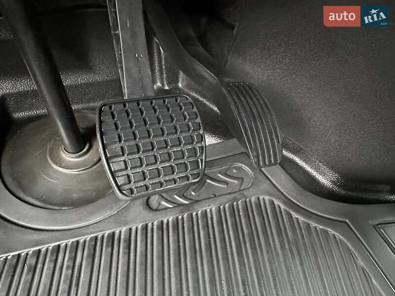 Эвакуатор Iveco Daily 2019 в Запорожье