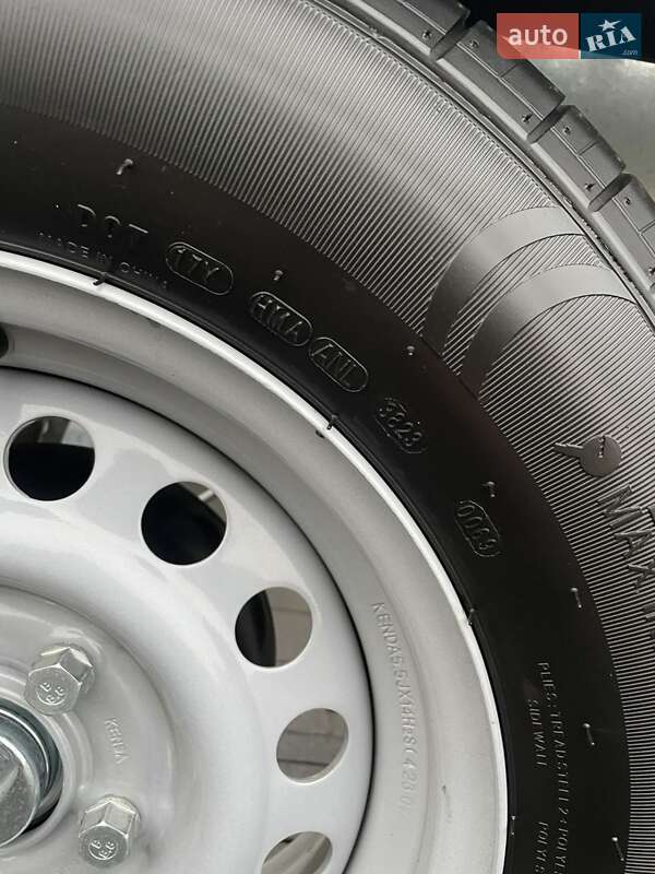 Автовоз Iveco Daily 2019 в Житомирі