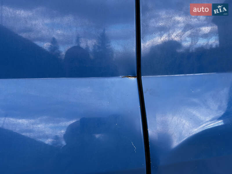 Грузовой фургон Iveco Daily 2019 в Кельменцах