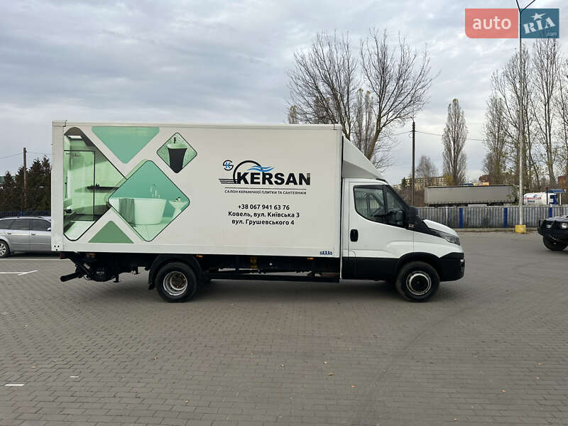 Вантажний фургон Iveco Daily 2015 в Ковелі