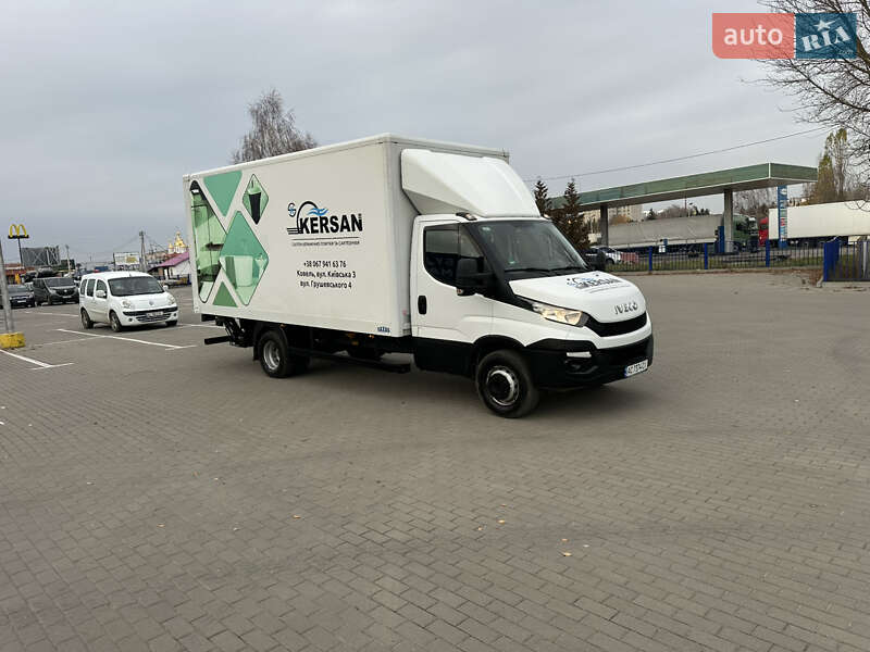 Вантажний фургон Iveco Daily 2015 в Ковелі