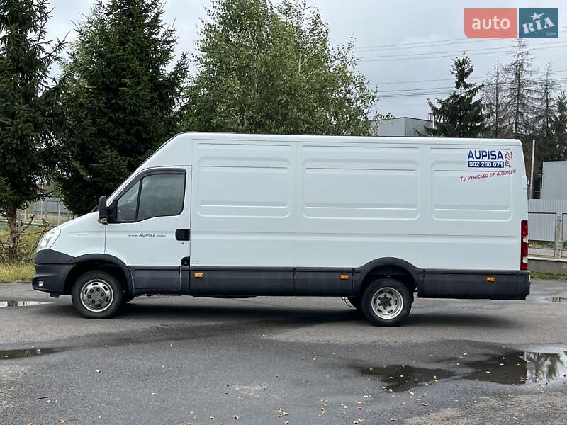 Грузовой фургон Iveco Daily 2012 в Мукачево