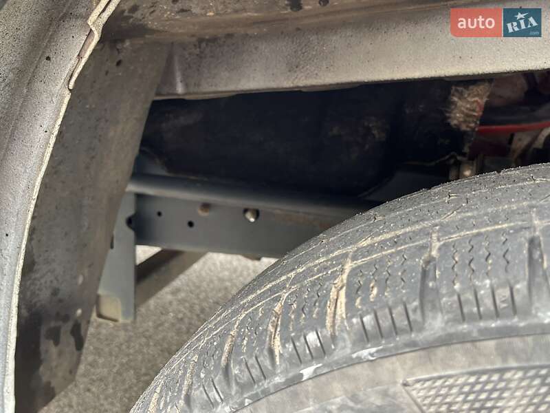 Грузовой фургон Iveco Daily 2012 в Мукачево