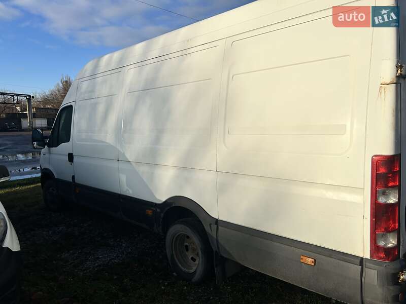Микроавтобус грузовой (до 3,5т) Iveco Daily 2013 в Киеве фото 8 Микроавтобус грузовой (до 3,5т) Iveco Daily 2013 в Киеве