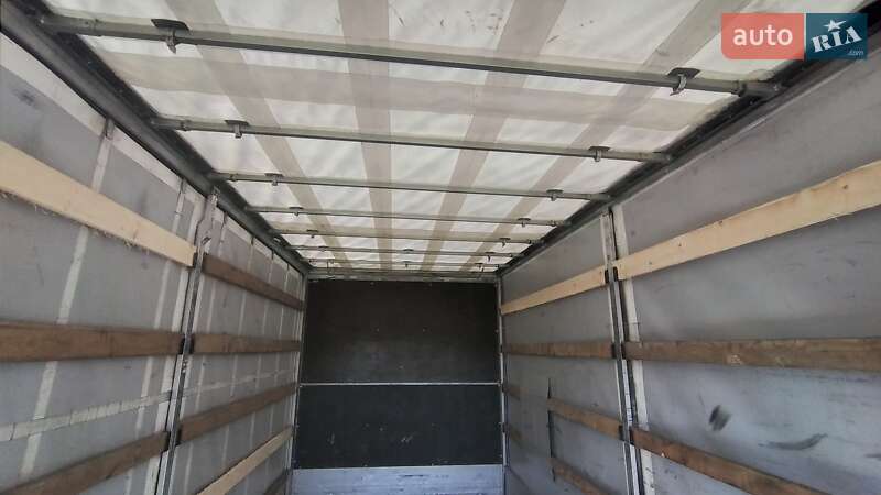 Вантажний фургон Iveco Daily 2016 в Ковелі