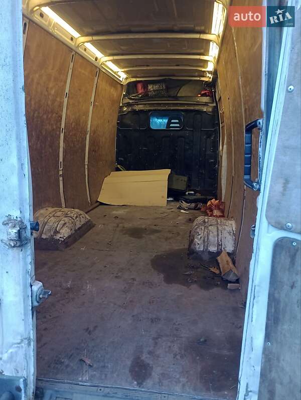 Вантажний фургон Iveco Daily 2009 в Дніпрі