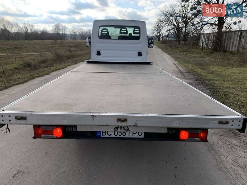 Вантажний фургон Iveco Daily 2016 в Золочеві