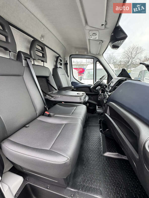 Вантажний фургон Iveco Daily 2021 в Києві фото 22 Вантажний фургон Iveco Daily 2021 в Києві