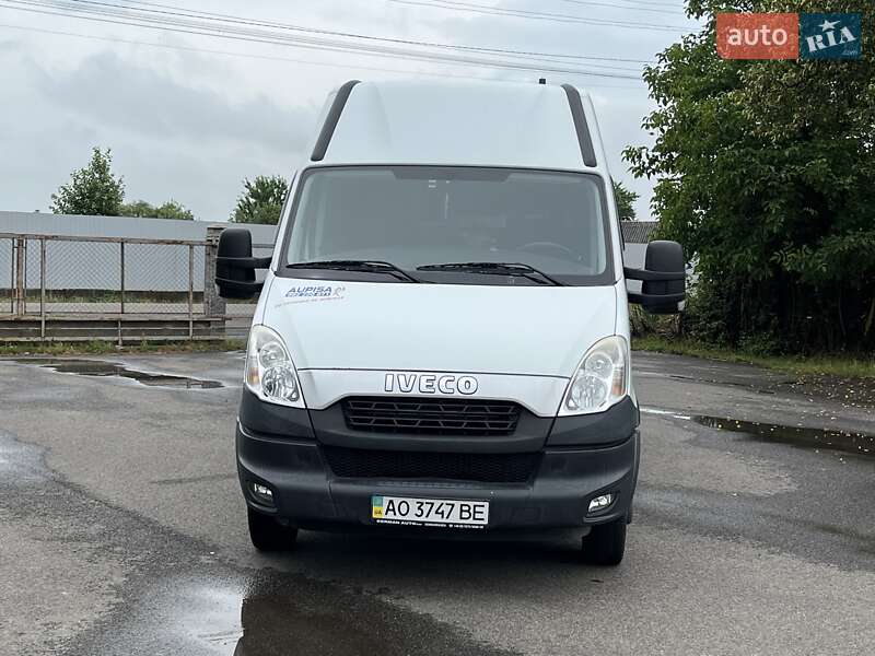 Микроавтобус грузовой (до 3,5т) Iveco Daily 2012 в Мукачево