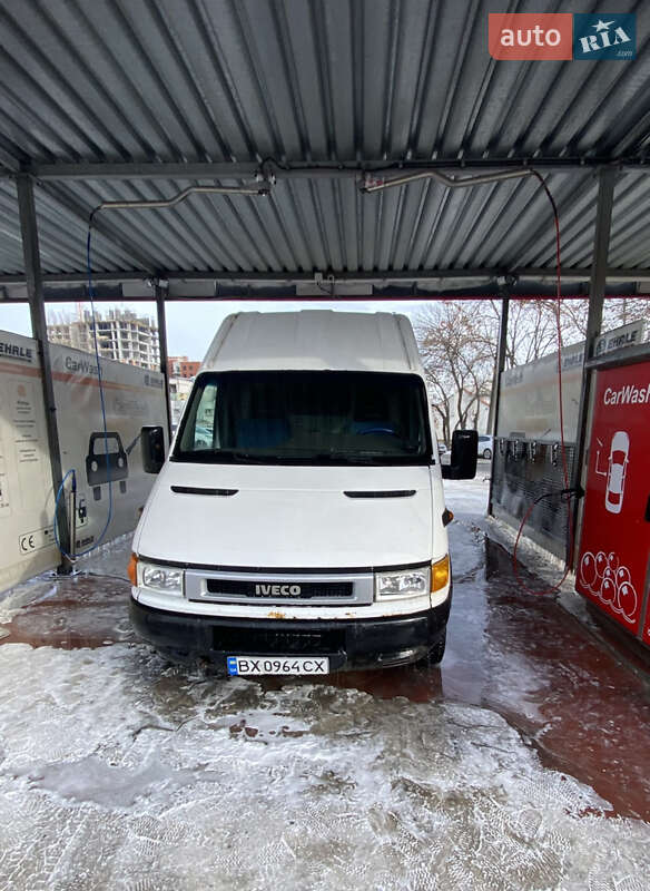 Микроавтобус грузовой (до 3,5т) Iveco Daily 2002 в Львове