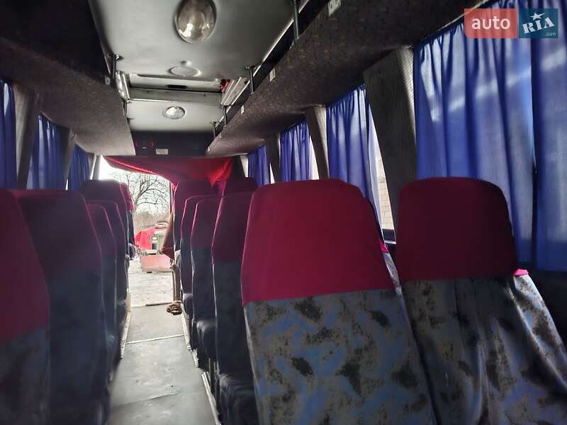 Мікроавтобус Iveco Daily 2002 в Конотопі