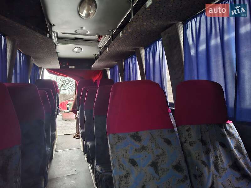 Мікроавтобус Iveco Daily 2002 в Конотопі