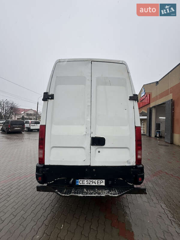 Вантажний фургон Iveco Daily 2006 в Чернівцях