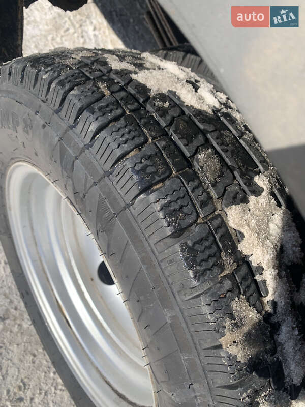 Вантажний фургон Iveco Daily 2004 в Рівному фото 9 Вантажний фургон Iveco Daily 2004 в Рівному