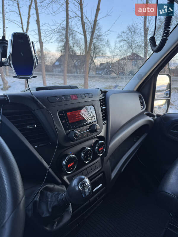 Автовоз Iveco Daily 2018 в Яворове