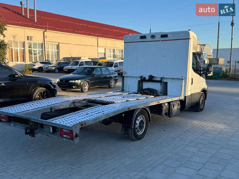 Эвакуатор Iveco Daily 2017 в Львове