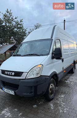 Грузовой фургон Iveco Daily 2011 в Мостиске