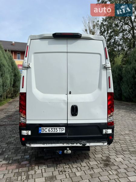Вантажний фургон Iveco Daily 2015 в Самборі