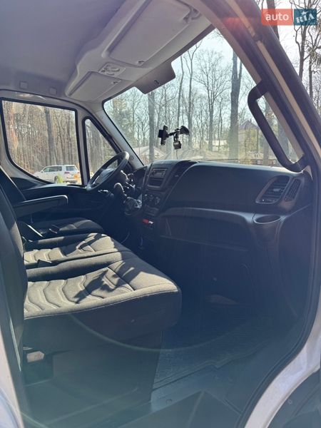 Эвакуатор Iveco Daily 2015 в Виннице