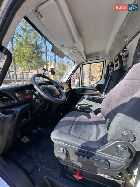 Эвакуатор Iveco Daily 2015 в Виннице