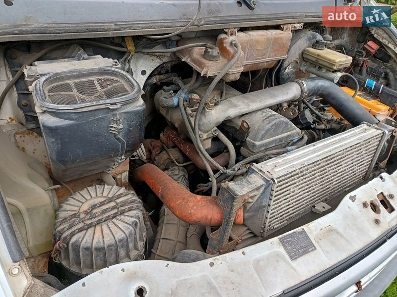 Грузовой фургон Iveco Daily 2004 в Чугуеве