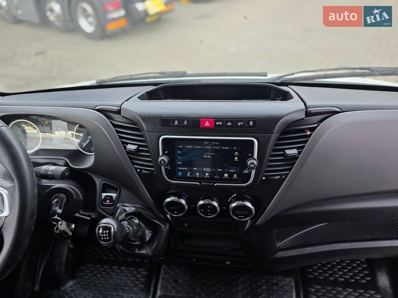 Тентованый Iveco Daily 2022 в Ровно