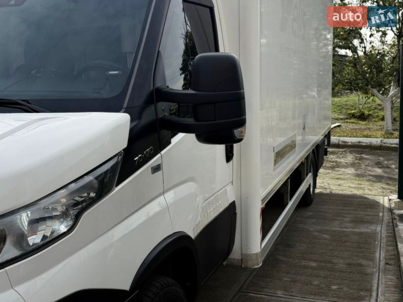 Грузовой фургон Iveco Daily 2016 в Николаеве