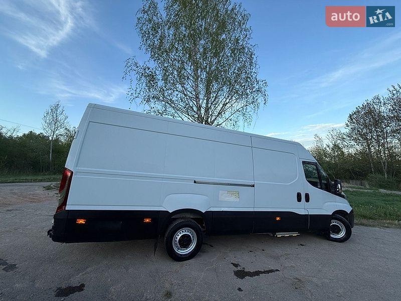 Грузовой фургон Iveco Daily 2016 в Трускавце