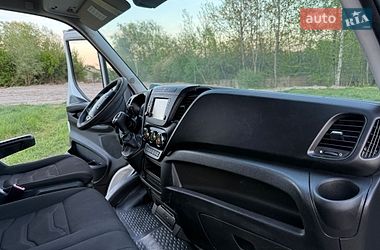 Грузовой фургон Iveco Daily 2016 в Трускавце