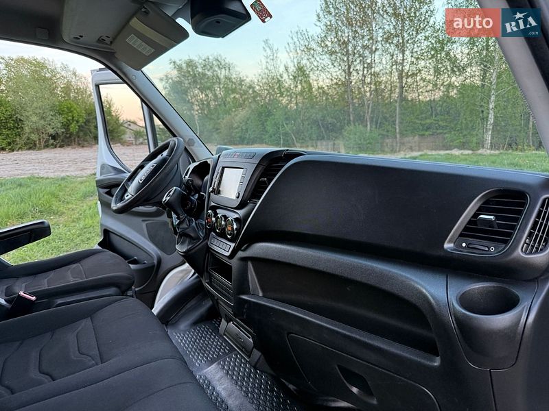 Грузовой фургон Iveco Daily 2016 в Трускавце