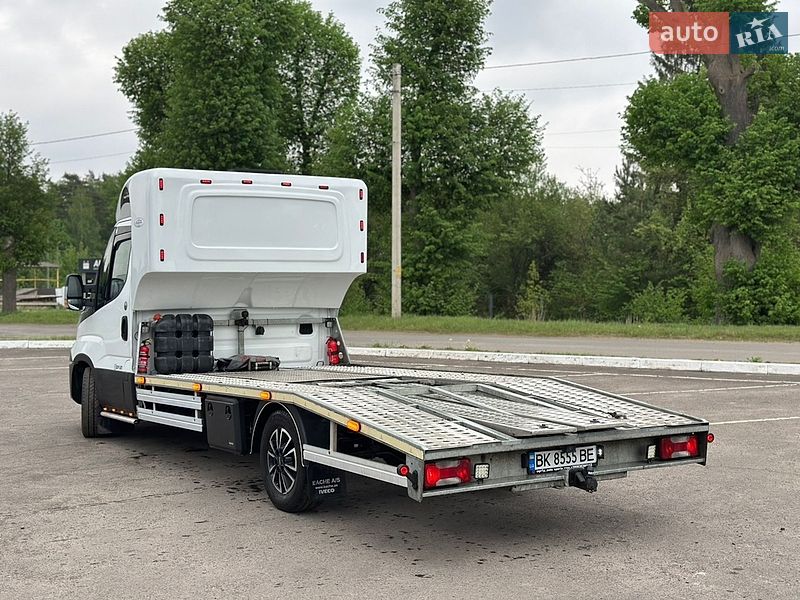 Эвакуатор Iveco Daily 2018 в Радивилове