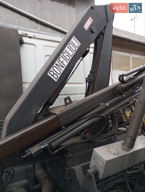 Кран-маніпулятор Iveco EuroCargo 2005 в Чернівцях